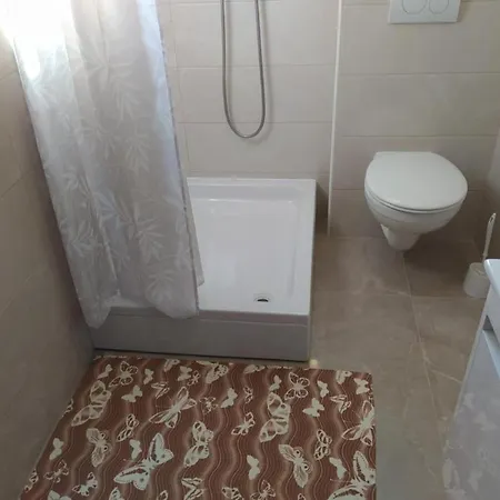Apartman Two Bedroom With Terrace A2