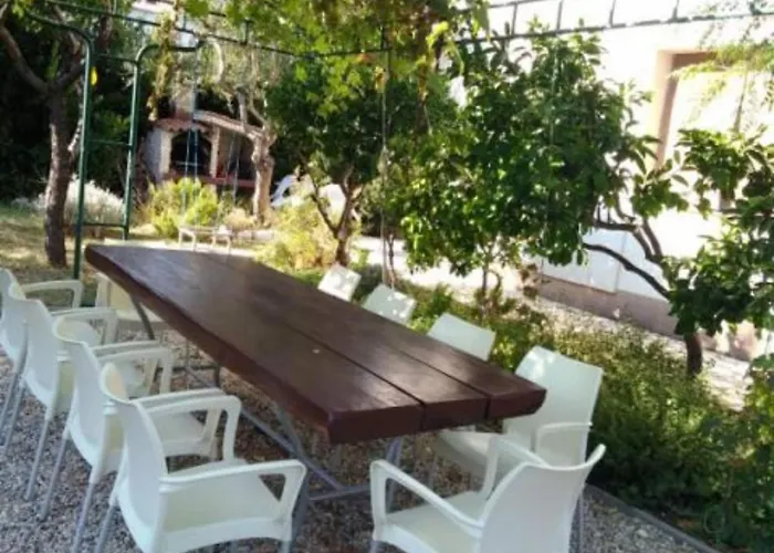 Two Bedroom With Terrace A2 Apartmán *